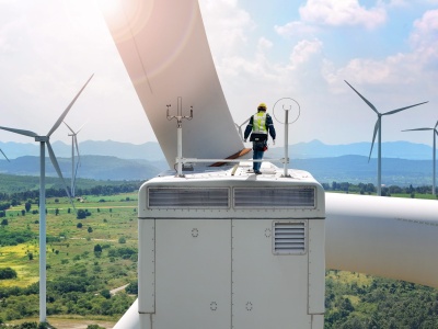 Zielona strategia zakłada spadki cen energii