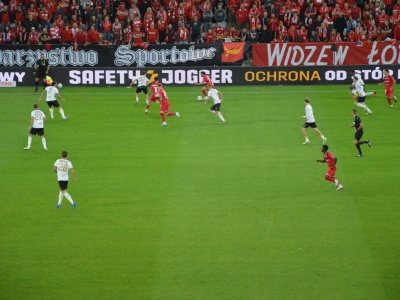 Piłka nożna: Widzew dobrze zaczął mecz z Pogonią, ale źle go zakończył