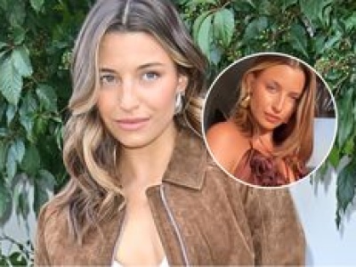 Julia Wieniawa niczym grecka Afrodyta. Jej brązowa sukienka podbija Mykonos