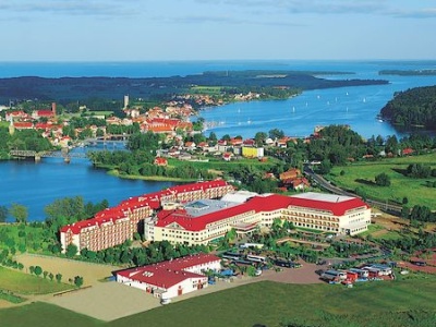 W Mikołajkach powstanie nowy hotel ze 120 pokojami. Władze Mikołajek zadowolone, odmiennego zdania miłośnicy mazurskiego krajobrazu