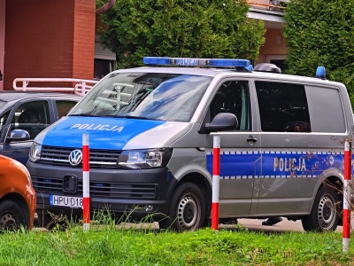 Ciało z ranami po ugodzeniu. Co się stało w bloku?