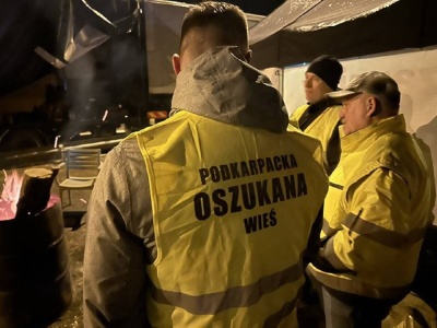 Rolnicy mają dość i rozpoczynają protest. Niskie ceny zbóż i problemy ze sprzedażą