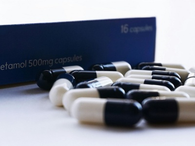 Używanie paracetamolu w ciąży może być powiązane z ryzykiem ADHD czy autyzmu u dziecka