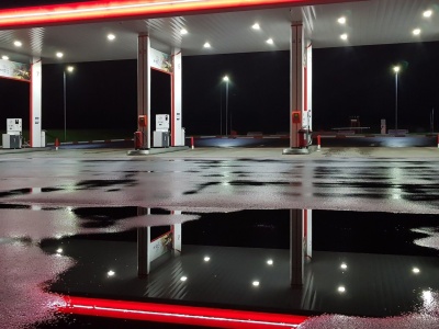 Benzyna w Rosji drożeje i znika ze stacji. To sytuacja po ukraińskich atakach