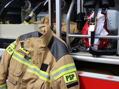 Pożar przy ul. Igołomskiej. Strażacy walczyli z ogniem