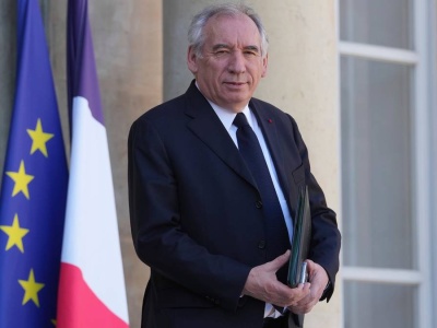 Partia Socjalistyczna nie poprze wotum zaufania. Francja może znowu stracić premiera