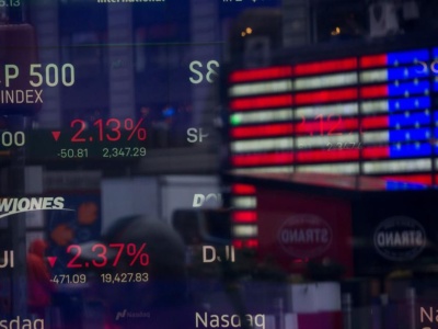 Spadki na rynkach akcji w USA