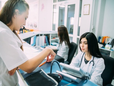 Rak szyjki macicy: dziesiątki tysięcy kobiet w Szwecji potrzebują nowych badań