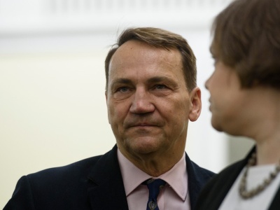 Karol Nawrocki blokuje pomoc dla Ukraińców. Radosław Sikorski ostro zareagował