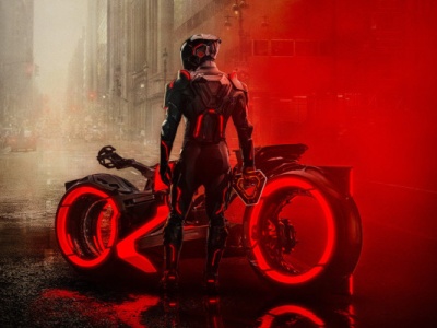 Czy ten film poradzi sobie z legendą? „Tron: Ares” na nowej zapowiedzi