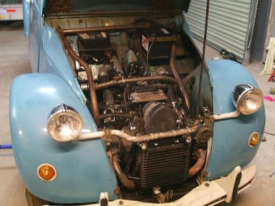 Citroën 2CV z silnikiem o mocy 100 KM z BMW! Mała rakieta