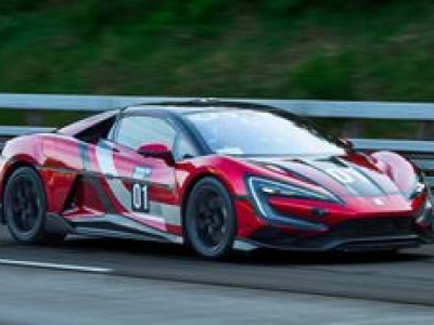 Chińczycy z kolejnym rekordem. Zrobili najszybszego elektryka na świecie