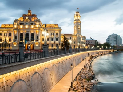 Taniej z Polski do „małego Paryża”. LOT ruszył z promocją