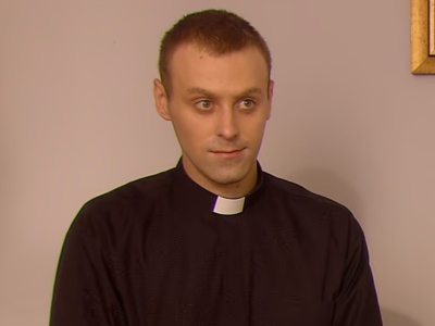 Grał księdza Macieja w 