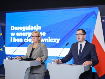 Rząd wraca do wiatraków mimo weta. Repowering i uproszczenia dla OZE w nowym trybie