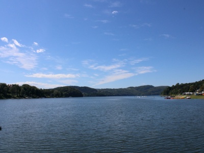 Pieniądze unijne na oczyszczanie Jeziora Rożnowskiego? Nowy pomysł władz Gródka nad Dunajcem