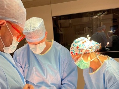 Pacjentka z guzem jajnika o średnicy 46 centymetrów. Bydgoscy specjaliści: Badania ratują życie!