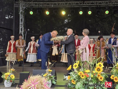 W Gniewkowie trwa święto plonów gminy Dobromierz [FOTO/VIDEO]