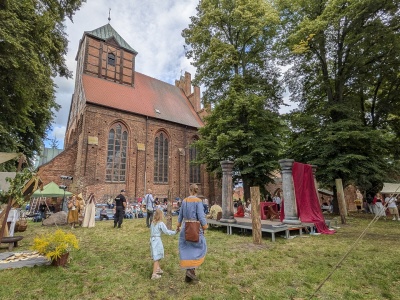Koronacja Bolesława Chrobrego wieczorem w Jasienicy [WIDEO, ZDJĘCIA]