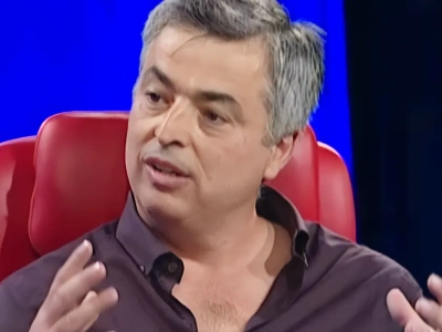 Eddy Cue chciał, by Apple kupiło Teslę i Netflixa