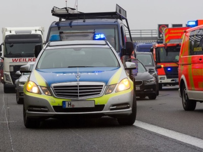 Niemcy: Samochód dachował na autostradzie, ranni Polacy