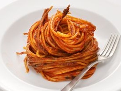 Spalone spaghetti klasykiem kuchni włoskiej. Sekret smaku tkwi w tej metodzie