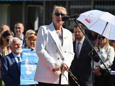 Skandal na obchodach. Krzywonos o prezesie PiS: Kurdupel