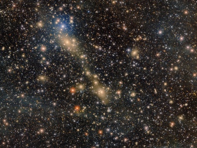 Obraz Abell 3667 rzuca światło na przeszłość gromady galaktyk i przyszłość obrazowania astronomicznego