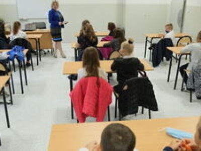 Zdrowie i obywatelskość, mniej religii. Czym jeszcze (nie)zaskoczy szkoła?