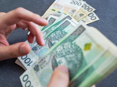 4 tys. zł za tydzień pracy i bonusy. Pilnie poszukują pracowników