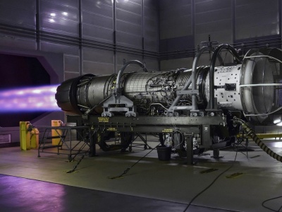 GE Aerospace świętuje. Warszawa, Apache i F-15