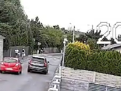 Niebezpieczny rajd Opla w Ostrowie (WIDEO)