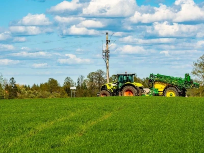 Ekoschematy 2025: rolnicy mają tylko 2 tygodnie na złożenie dokumentów