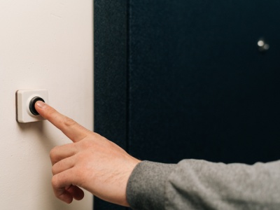 Tragiczny finał zabawy w „zadzwoń i uciekaj”. Zmarł 11-latek postrzelony w plecy