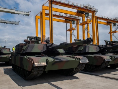 Ulgi podatkowe przyciągają inwestorów. Branża obronna wchodzi do SSE