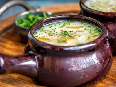 Zupa ogórkowa z ryżem