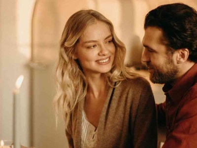 Kobiety boją się być trofeum. A jednak przy bogatych ryzykują