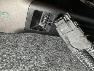 GeForce RTX 5090 spalił nam się w redakcji. Karta ma problem z wtyczką zasilania