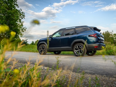 Nadwyżka budżetowa. Dacia Bigster Hybrid 155 – test