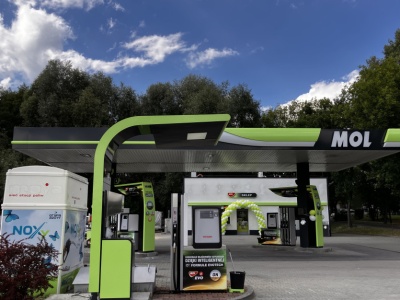 Konkurent Orlenu łączy swoje spółki. Liczy na poprawę konkurencyjności