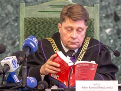 Za pomoc na ławę oskarżonych. Sześcioro wolontariuszy z granicy przed sądem [RELACJA]