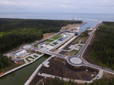 Mniej statków na przekopie [ Prasówka ]