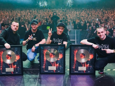 Paktofonika jest rozchwytywana. „Młoda fala fanów”