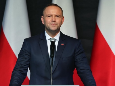 PiS rozsyła tajne instrukcje, chodzi o weta Nawrockiego. 
