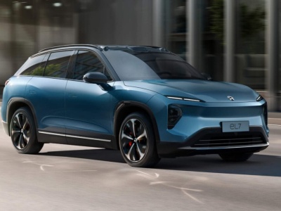 Nio zakończyło w Chinach sprzedaż baterii o pojemności 75 kWh. Ludzie narzekali, że za małe. Od teraz standard to 100 kWh