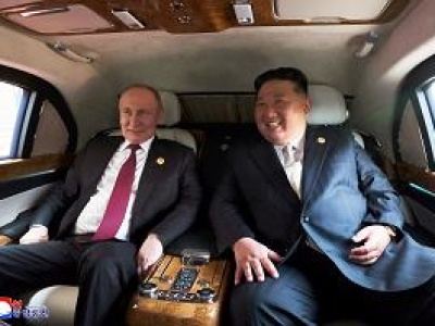 Putin i jego Aurus. Limuzynowa dyplomacja Kremla