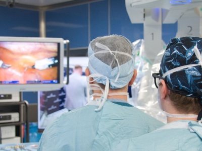 Byli w Belgii, operowali w Warszawie. Polscy lekarze rewolucjonizują medycynę