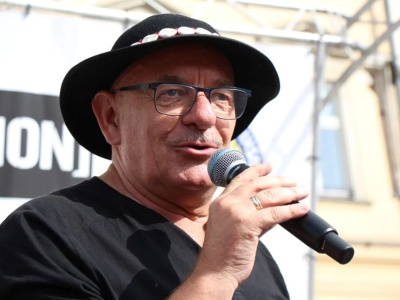 To będzie wieczór z dobrym humorem. Wystąpi Marcin Daniec [WSTĘP BEZPŁATNY]