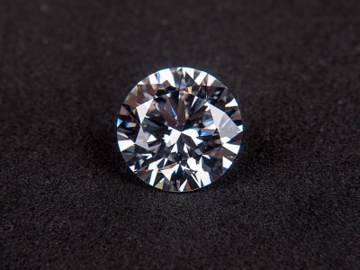 Nieoczekiwane sprzężenie kwantowe w diamentach. Technologia zmieni się nie do poznania
