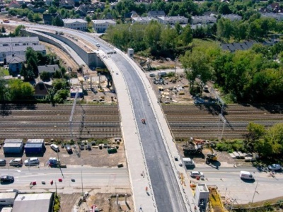 Wiadukt w Warszawie z nową nawierzchnią